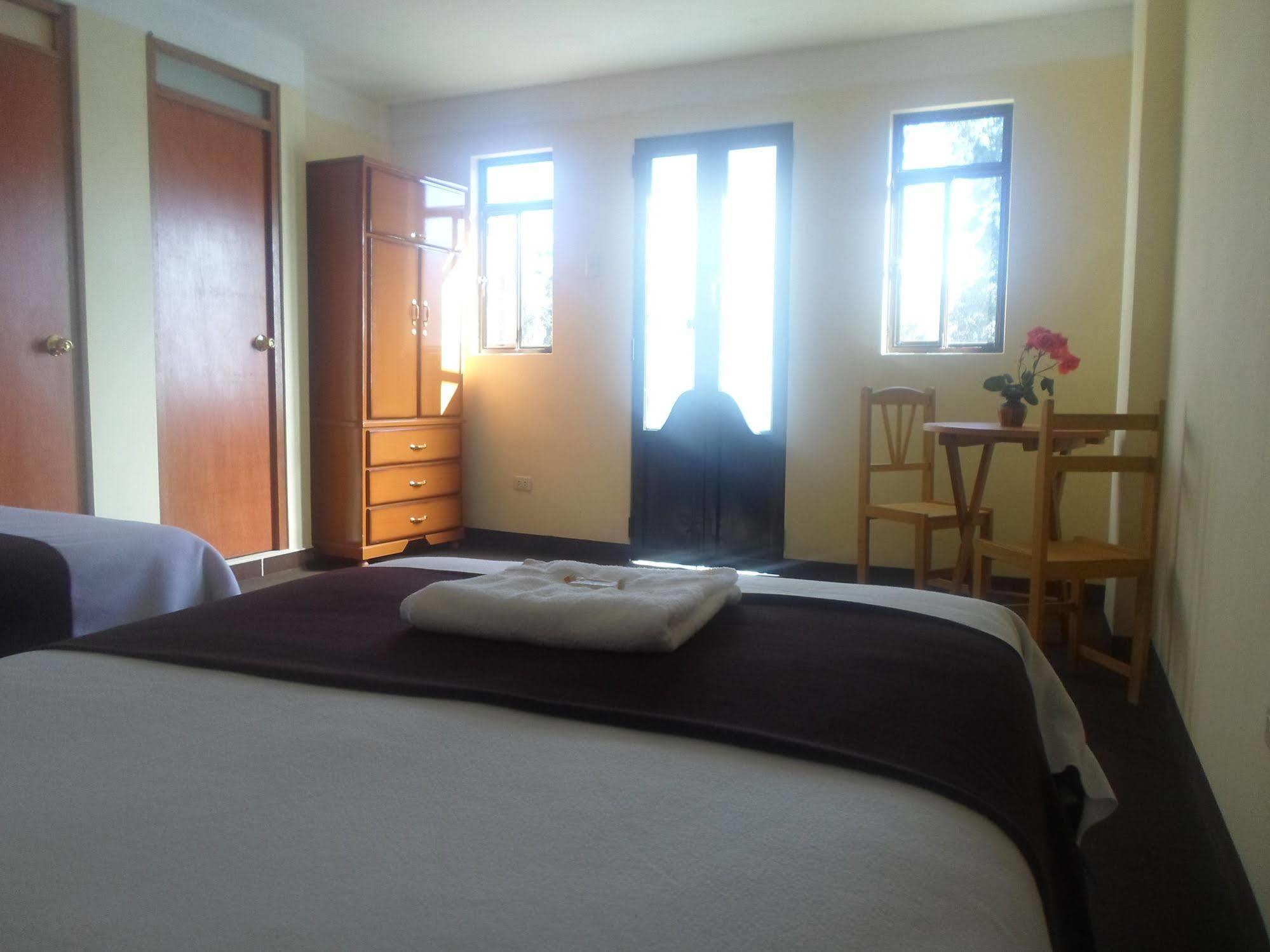 Hostal Casa Del Montanista Huaraz  Exterior photo